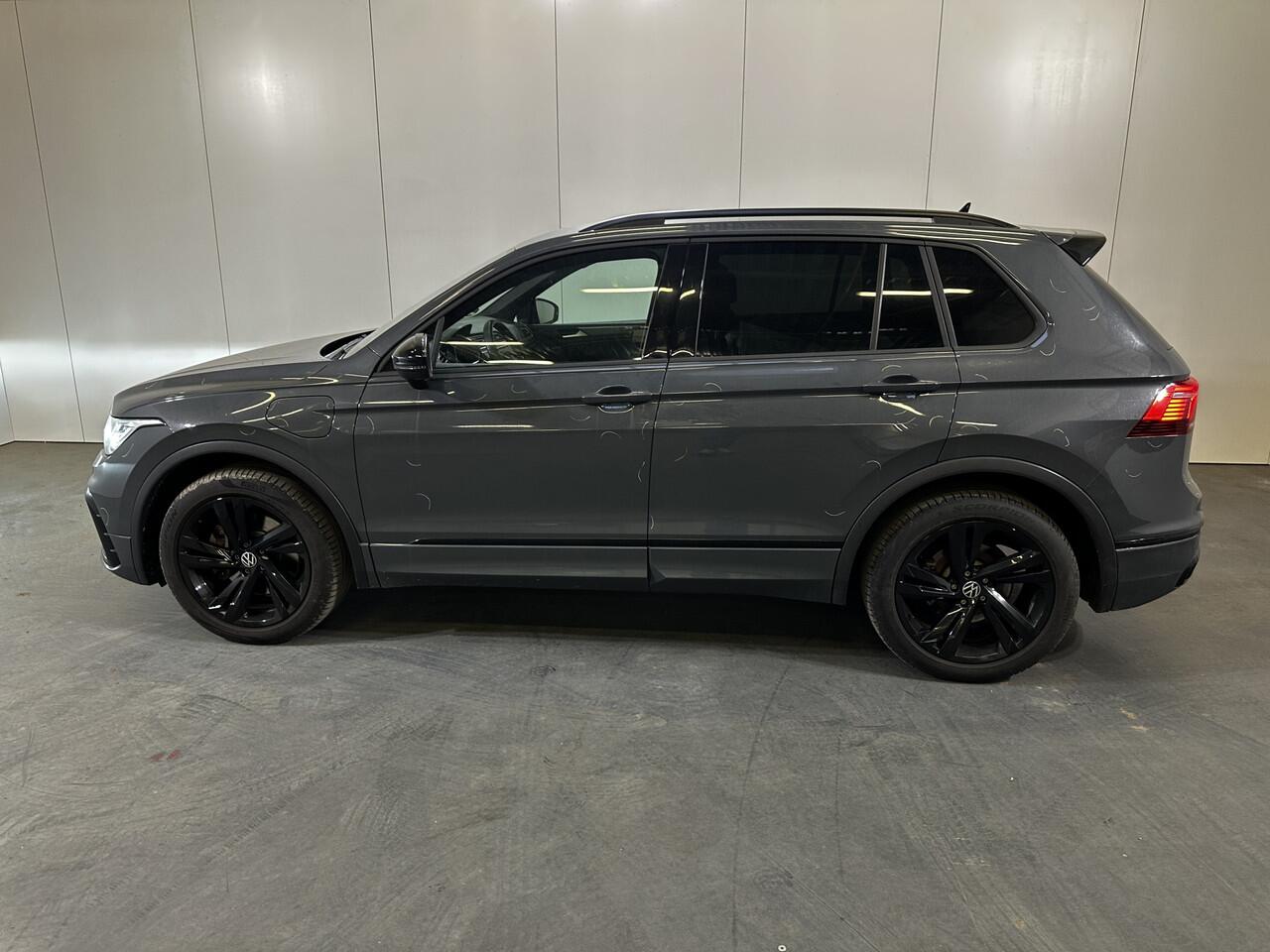 Volkswagen TIGUAN 1.4 TSI eHybrid R-Line / AUTOMAAT/ 245PK/ PARK. SENSOREN V+A/ 360 CAMERA/ STUUR+STOEL VERWARMING/ ACC/ APP-CONNECT/ DIGITAL DASH/ DAB/ NAVI/ CLIMA/ LED/ ISOFIX/ 19'' LMV