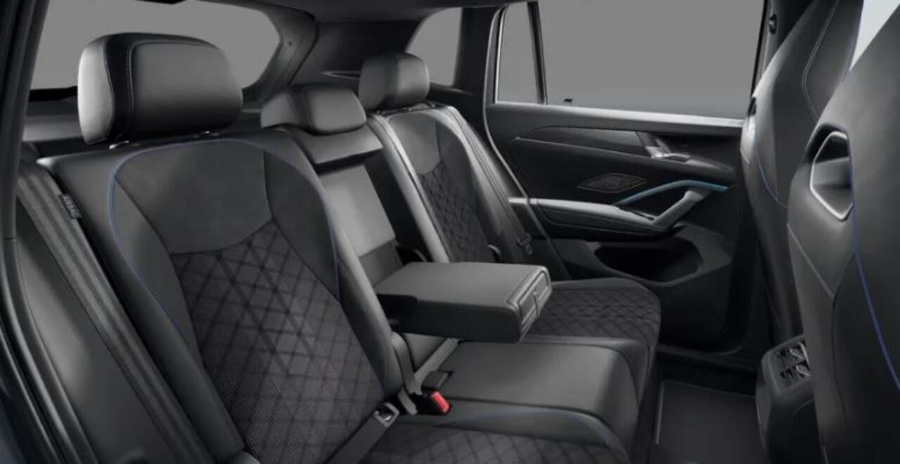 Volkswagen TIGUAN 1.5 eHybrid R-Line Edition !!!Profiteer ook van 4.000 EURO inruilpremie!!!