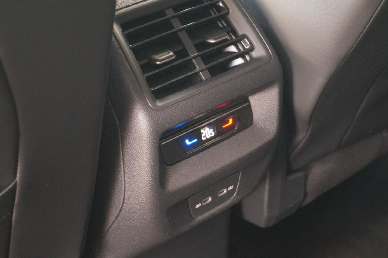 Volkswagen TIGUAN 1.5 eTSI 130pk DSG Life -LED-ECC-CAM-18inch-NAVI-