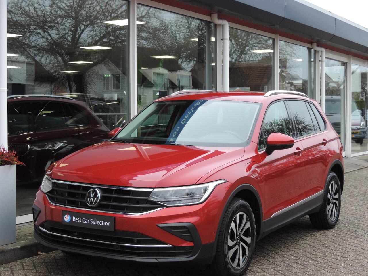 Volkswagen TIGUAN 1.4 TSI 245pk eHybrid Active DSG - ACC | Camera | CarPlay | Dodehoek | Stoel/stuurverw. | Elektr. klep | Elek. Trekhaak