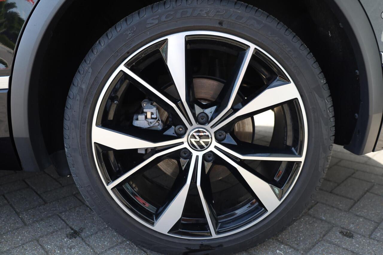 Volkswagen TIGUAN 1.4 TSI eHybrid R-Line Business+ 245PK / 180kW DSG, 20" 'Misano' LMV, achteruitrijcamera (rear view), LED Matrix (IQ.Lights), dodehoekdetectie (side assist), adaptief onderstel (dcc), elektrisch verstel-, verwarm- en inklapbare buitenspiegels (spiegel pak
