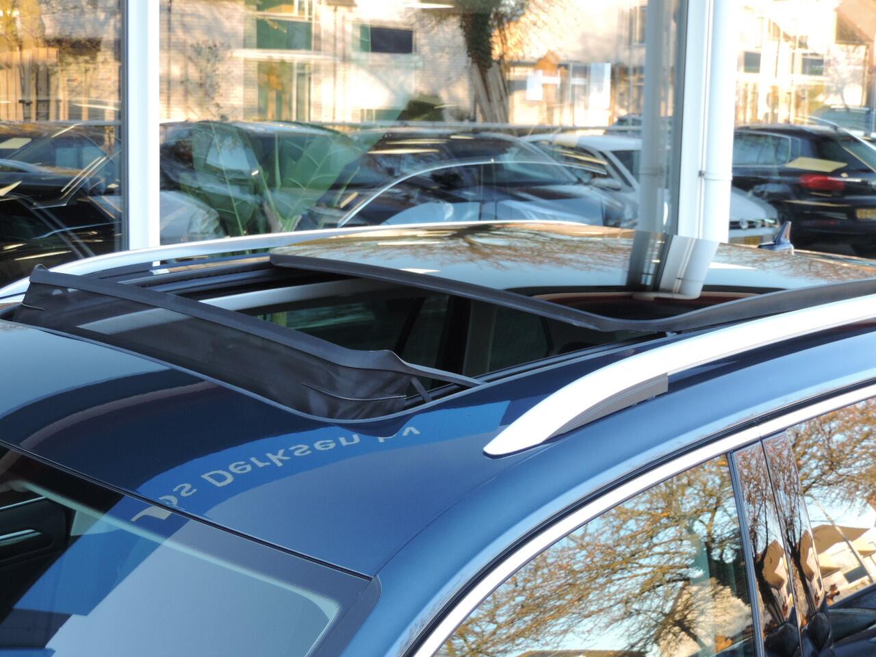 Volkswagen TIGUAN 1.4 TSI 245PK eHybrid Elegance DSG - Pano | ACC | Camera | Stoel/stuurverw. | IQ.Light | Parkeer ass. | elek. klep