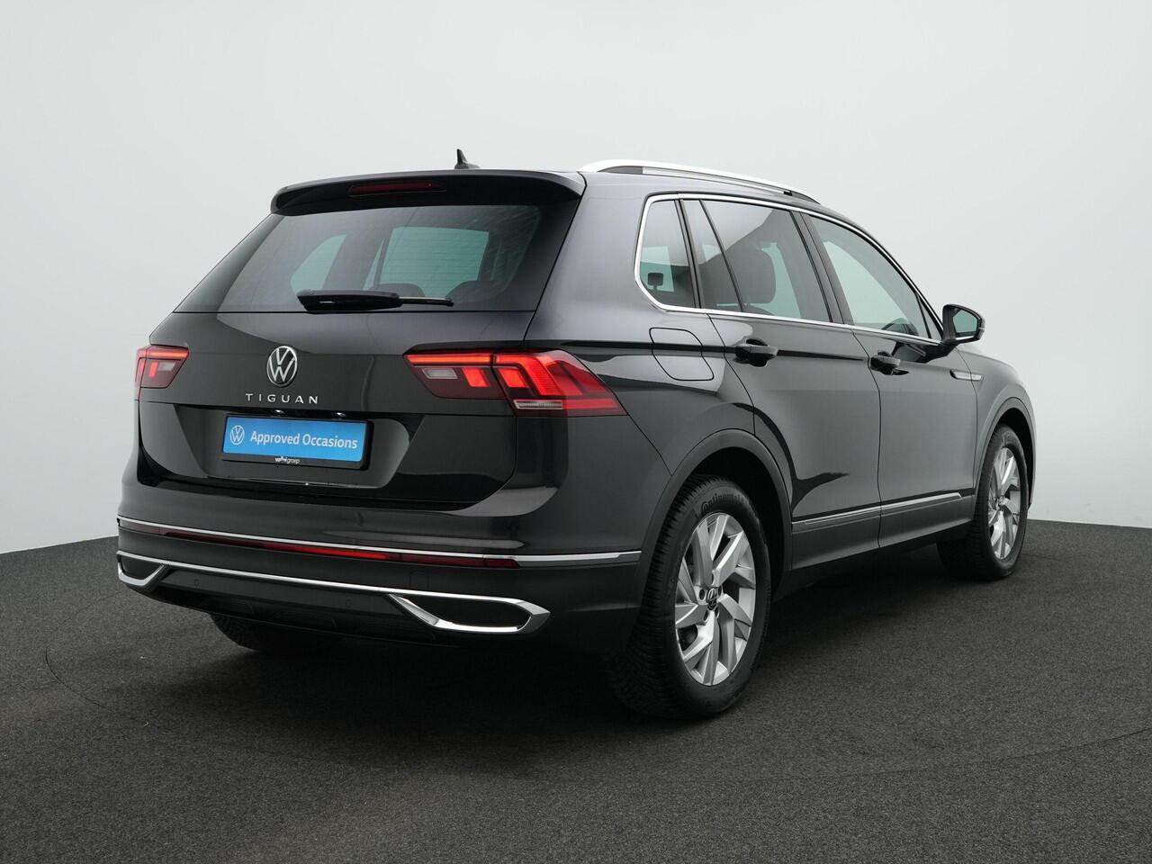 Volkswagen TIGUAN 1.5 TSI 150 pk DSG Elegance | Achteruitrijcamera | Stuur-/stoelverwarming | Navigatie | Adaptive Cruise