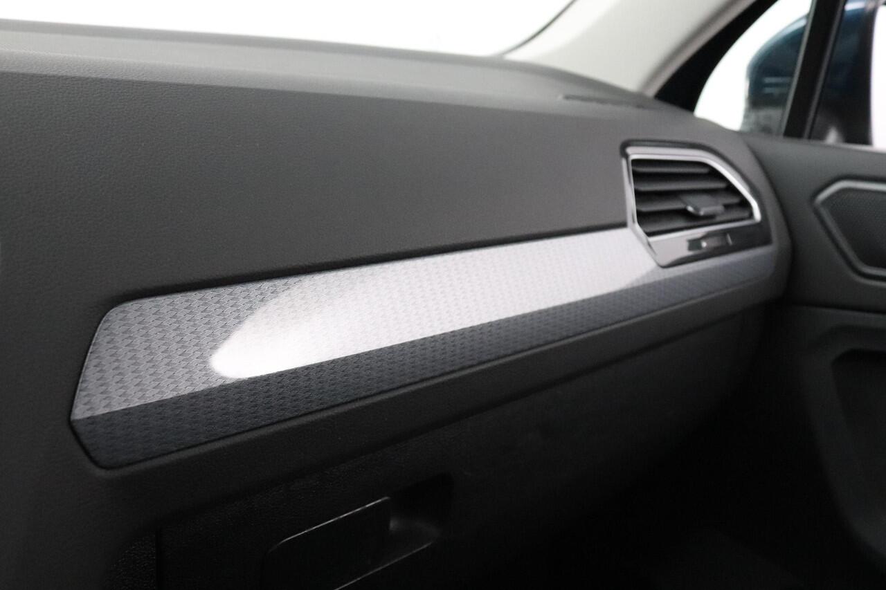 Volkswagen TIGUAN 1.4 TSI 245pk DSG eHybrid Business | Trekhaak 1800 kg. | Virtual Cockpit | Camera | Stoel & Stuurverwarming |