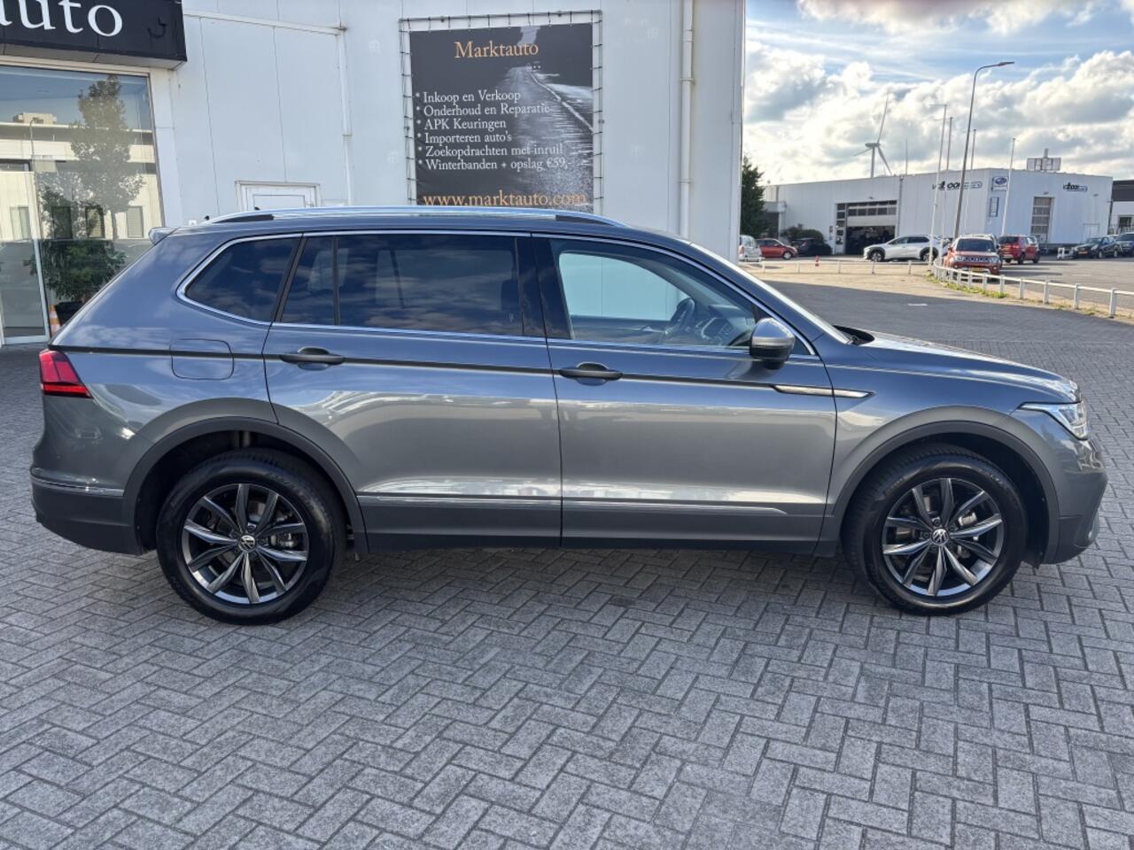 Volkswagen TIGUAN 1.5 TSI Comfl. Business Trekhaak Massage 7pers!