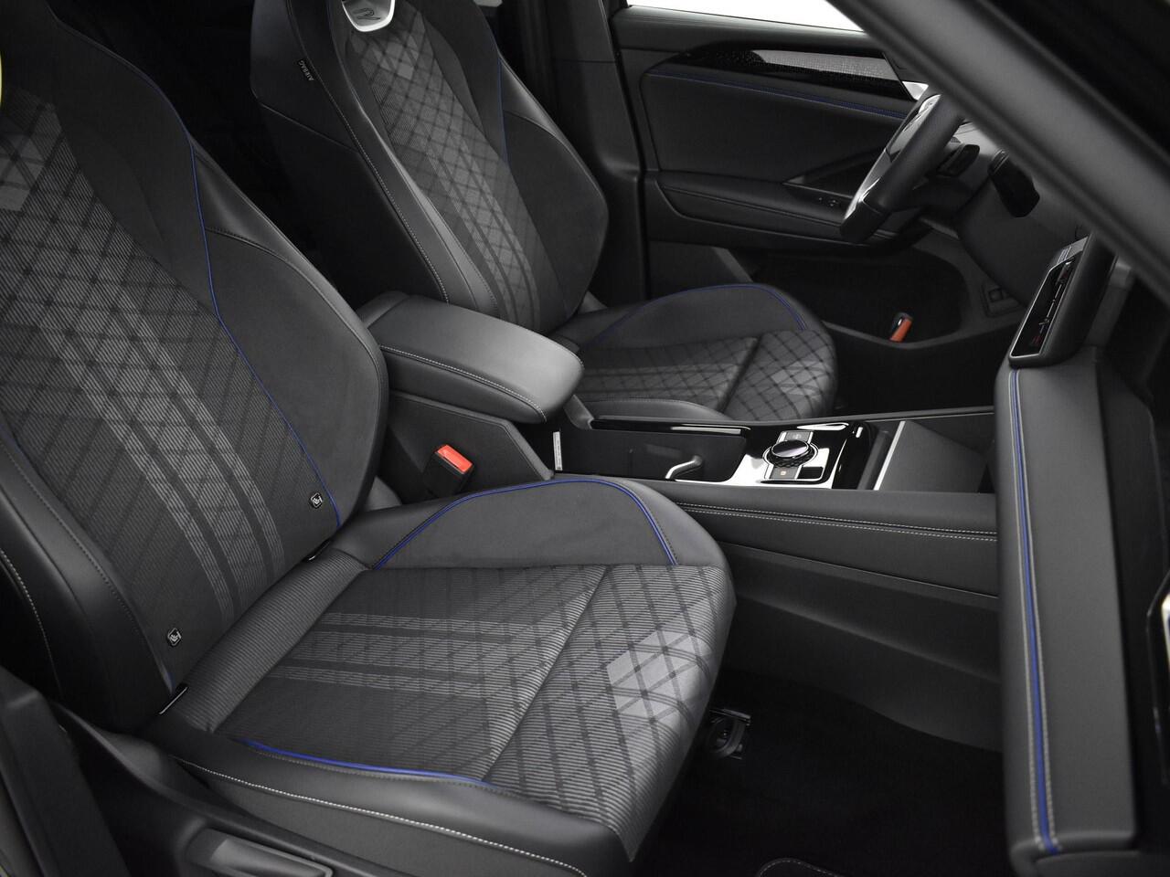 Volkswagen TIGUAN 1.5 272pk DSG eHybrid R-Line Business · Camera · Elek. Trekhaak · Dodehoek Detectie · Apple/Android Car Play · Navigatie · 20'' Inch · Garantie t/m 27-10-2028 of 100.000km