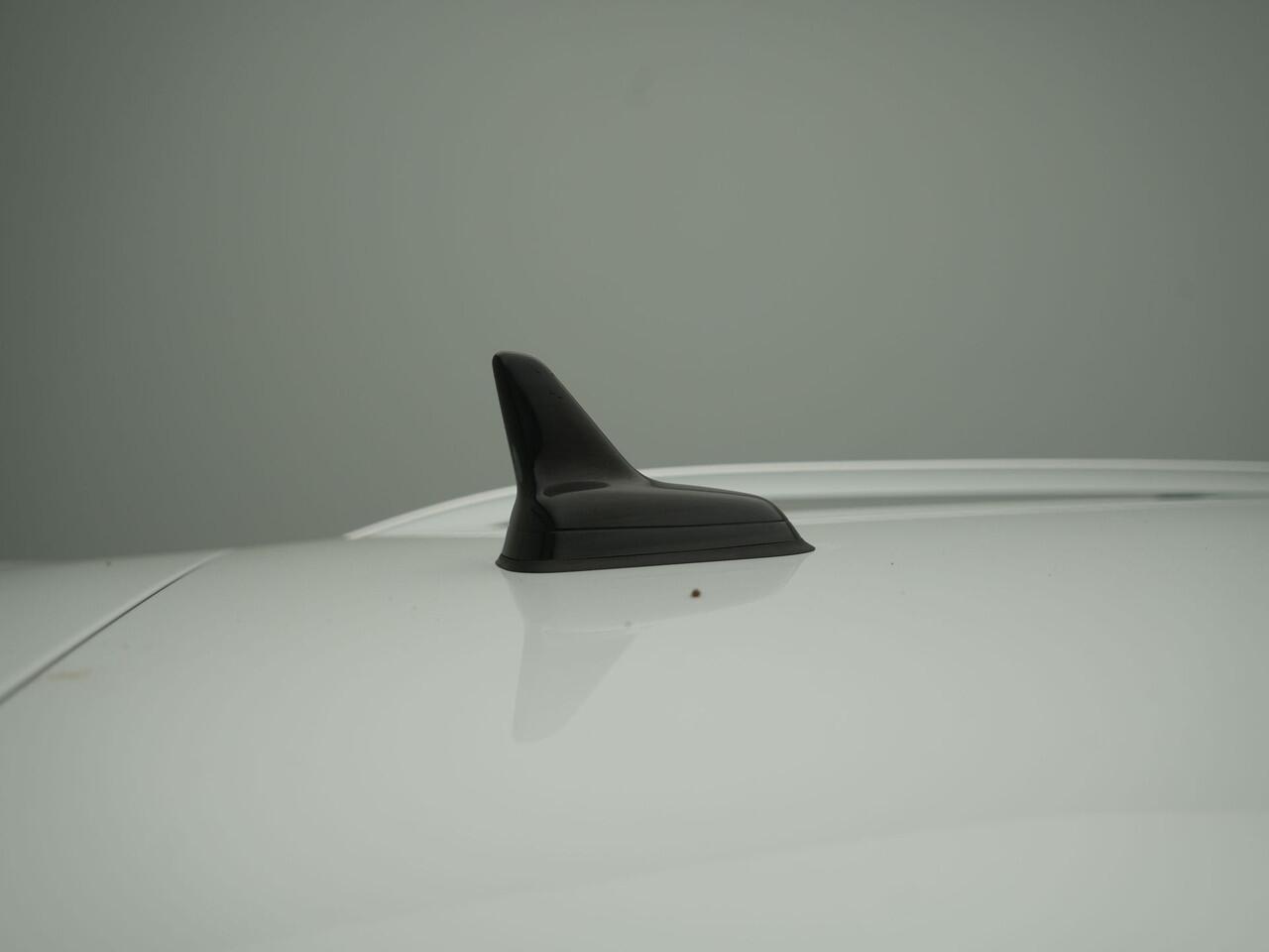 Volkswagen TIGUAN 1.4 TSI eHybrid Business+ - RIJKLAARPRIJS - Trekhaak - Stuur- en Stoelverwarming - Achteruitrijcamera