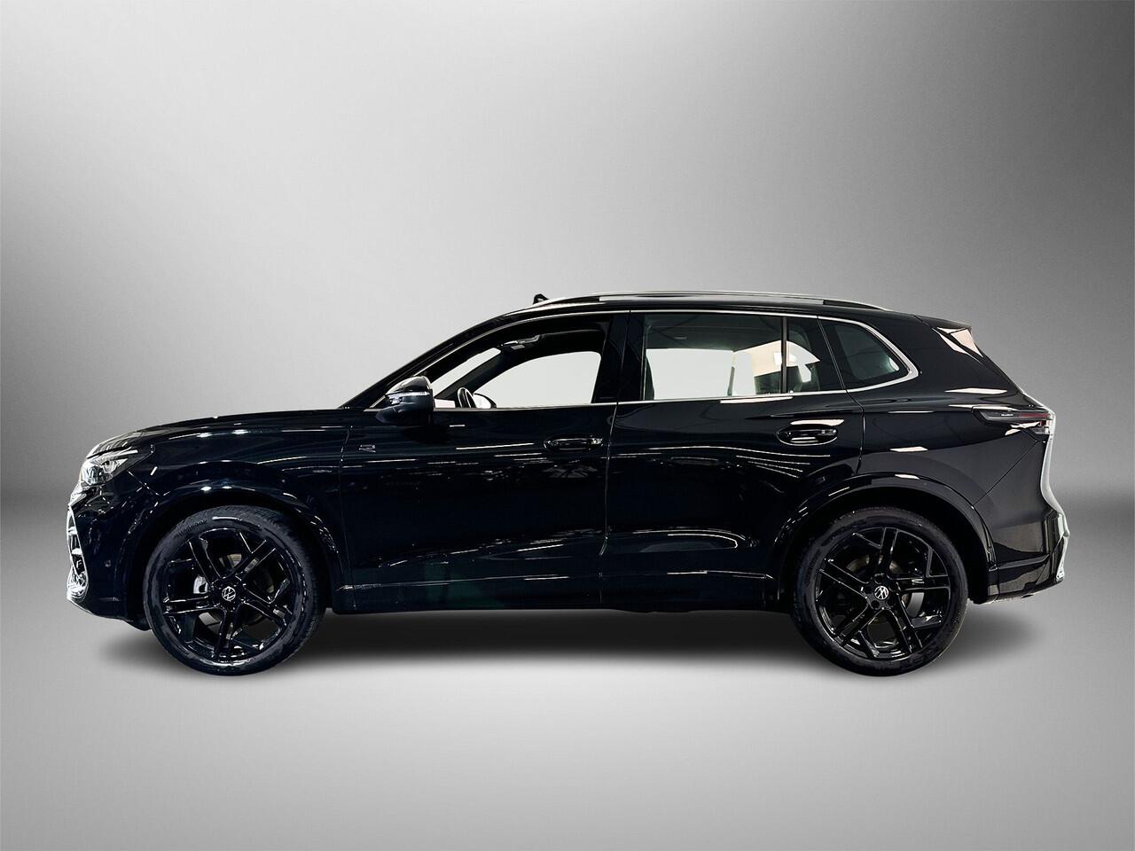 Volkswagen TIGUAN 1.5 eTSI 150pk R-Line Edition Velgen 'York', 20 inch | Adaptive Cruise Control | Panoramaschuif-kanteldak