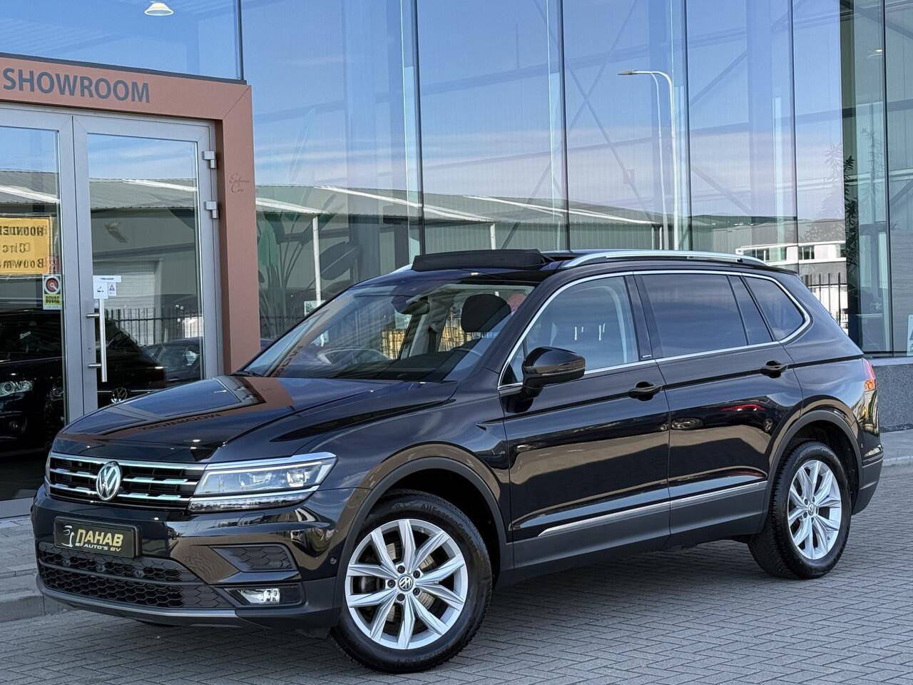 Volkswagen TIGUAN Allspace 1.5 TSI Comfortline Business 7p. | VC | Pano | 360 Camera | Trekhaak |