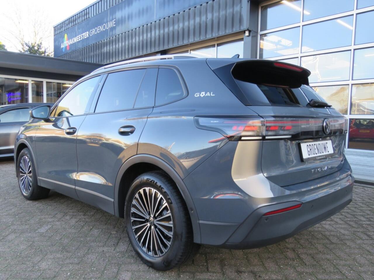 Volkswagen TIGUAN 1.5 eTSI 150pk DSG-aut. GOAL / 20 Inch / Trekhaak / Zwarte hemel / FABRIEKS garantie