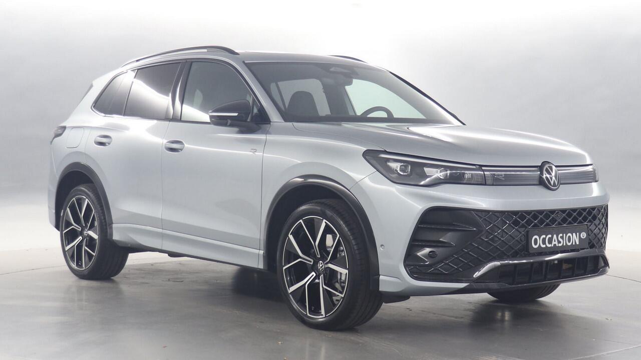 Volkswagen TIGUAN 1.5 eHybrid 272pk R-Line Edition PHEV DSG / Panoramadak / 350 Camera / Trekhaak