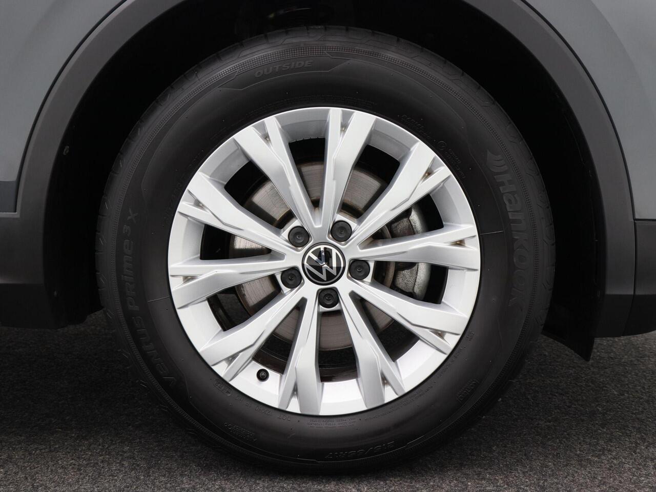 Volkswagen TIGUAN 1.5 TSi 150 Pk Automaat Life Business | Camera | Carplay | Elektrische Achterklep | Privacy Glass | Stoel Verwarming | Navigatiesysteem | 17 Inch