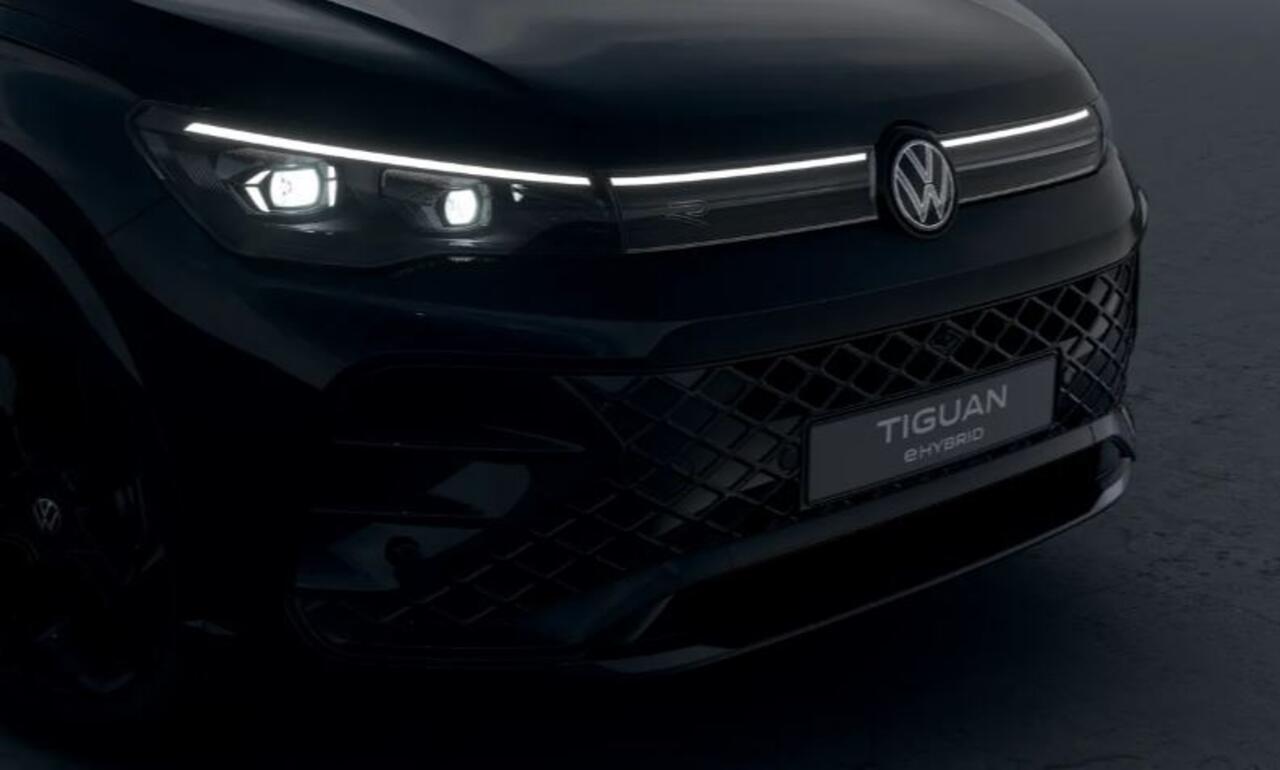Volkswagen TIGUAN 1.5 eHybrid R-Line Edition !!!Profiteer ook van 4.000 EURO inruilpremie!!