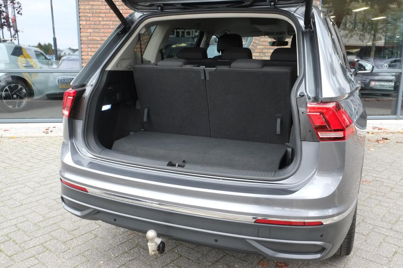 Volkswagen TIGUAN Allspace 2.0 TDI Highline 7p. Trekhaak, Achteruitrijcamera, ACC