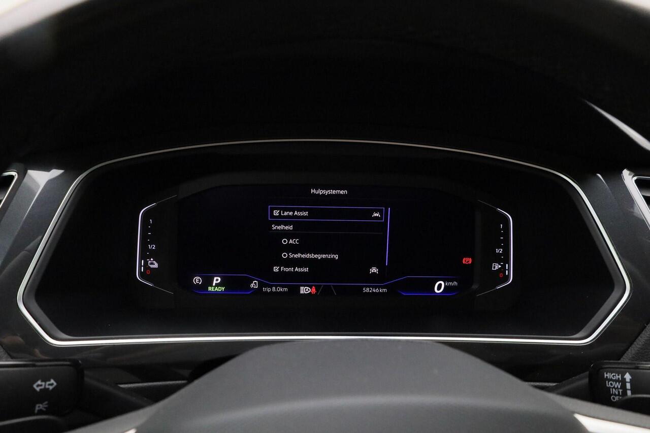 Volkswagen TIGUAN 1.4 TSI 245 pk DSG eHybrid Active Business | Panoramadak | Adaptief onderstel | Stuur-/stoelverwarming | Adaptive Cruise