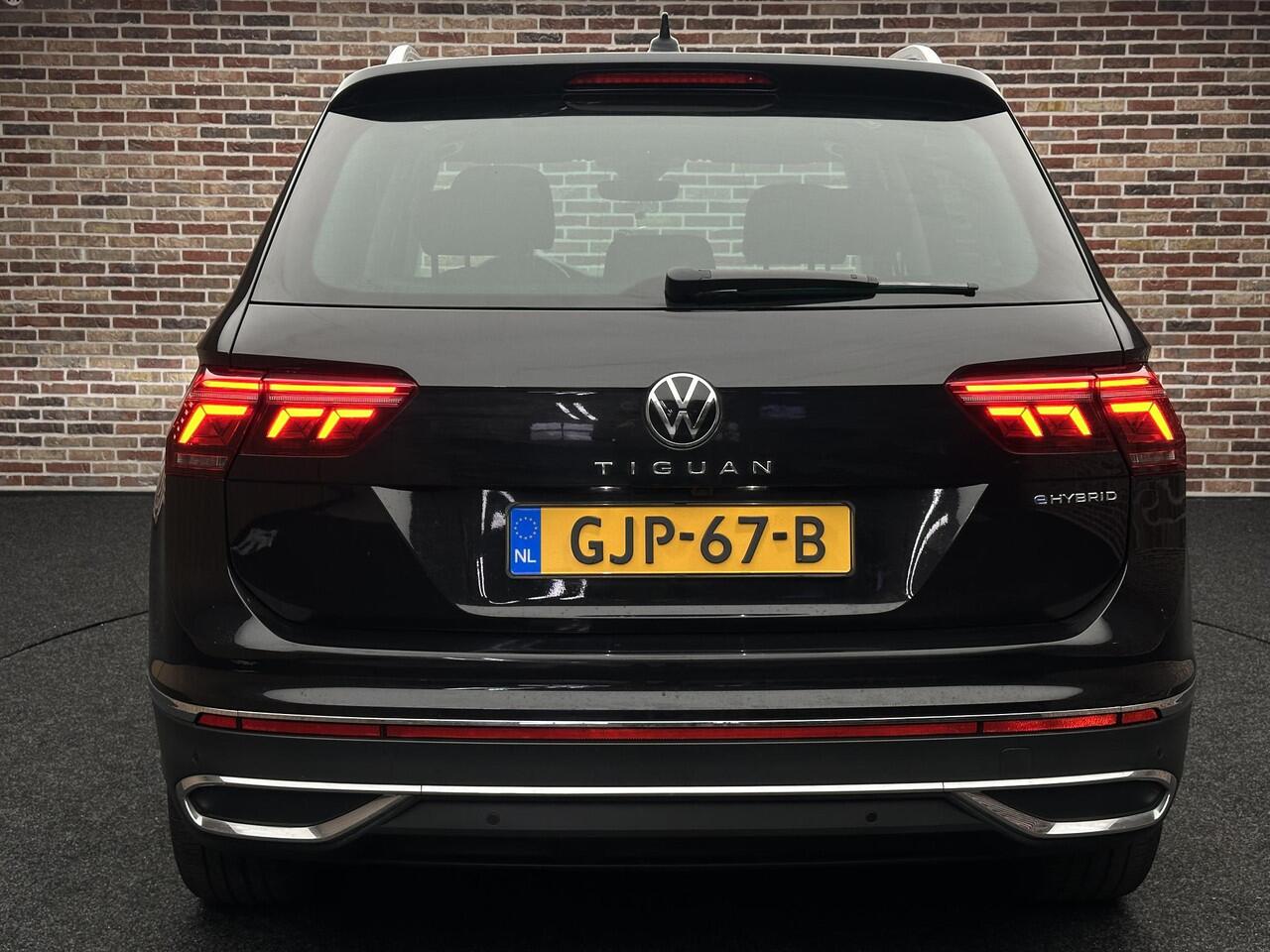 Volkswagen TIGUAN 1.4 TSI eHybrid Business | IQ Light| Dak| 360'|