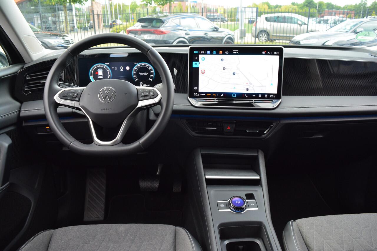 Volkswagen TIGUAN 1.5 eTSI Life | ACC | Camera | Winterpakket | Fabrieksgarantie