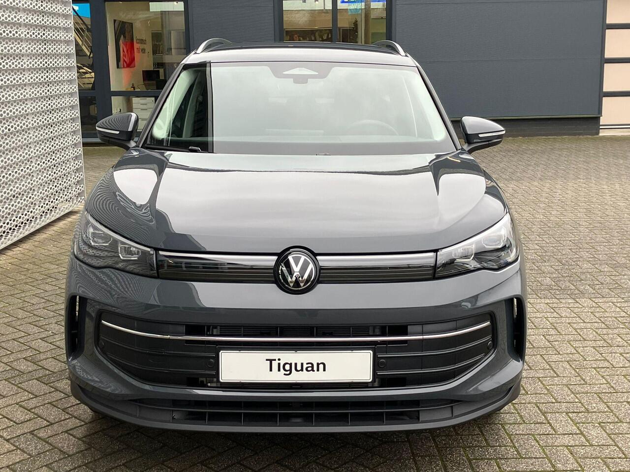 Volkswagen TIGUAN Life Edition 1.5 eHybrid 150 kW / 204 pk DSG | Trekhaak wegklapbare kogel | Comfort pakket met stuur- & stoelverwarming |