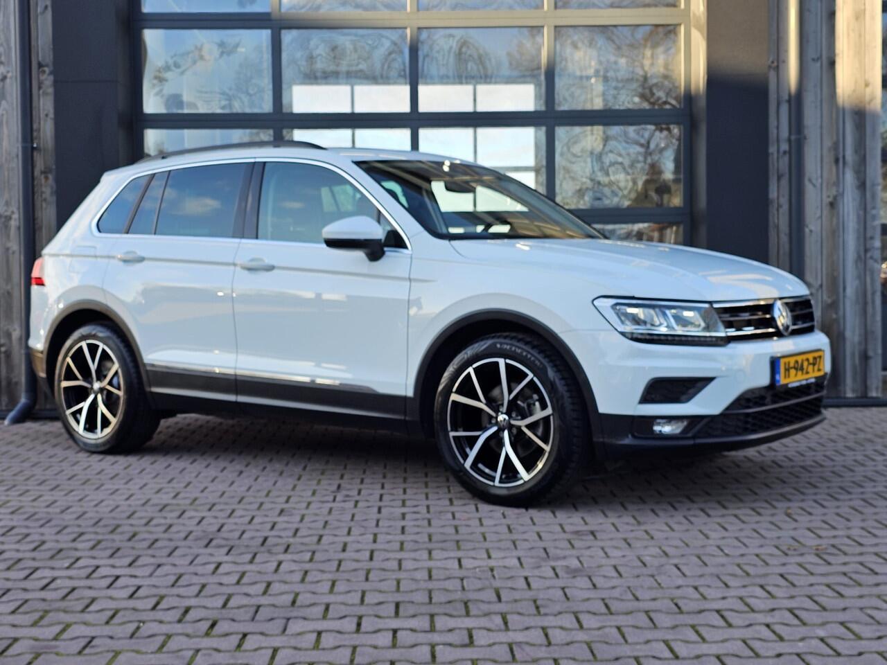 Volkswagen TIGUAN 1.5 TSI ACT Comfortline | Automaat | LED | Pano | Stoelverwarming | ACC | App-connect | Lane Assist | Light Assist | Navi | Ambiente |