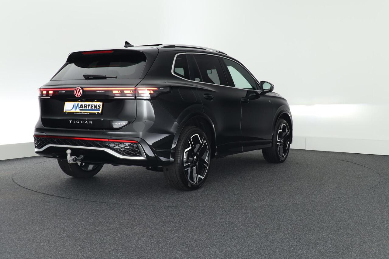 Volkswagen TIGUAN 1.5 272pk eHybrid R-Line Edition Trekhaak Camera Keyless Massage Virtual Cockpit Panoramadak Carplay