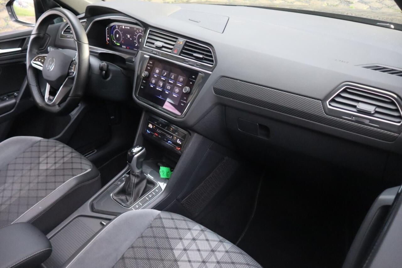 Volkswagen TIGUAN 1.4 TSI PHEV | Geen import | R Line | Panoramadak | Vol