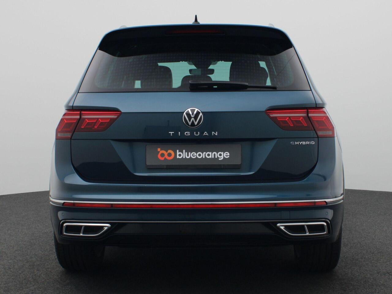 Volkswagen TIGUAN 1.4 TSI eHybrid R-Line Business+ 245PK DSG Matrix-LED, 360gr. Camera, Elektr. Achterklep, Side assist, Keyless, Virtual Cockpit, Park Assist, 19" LM Velgen