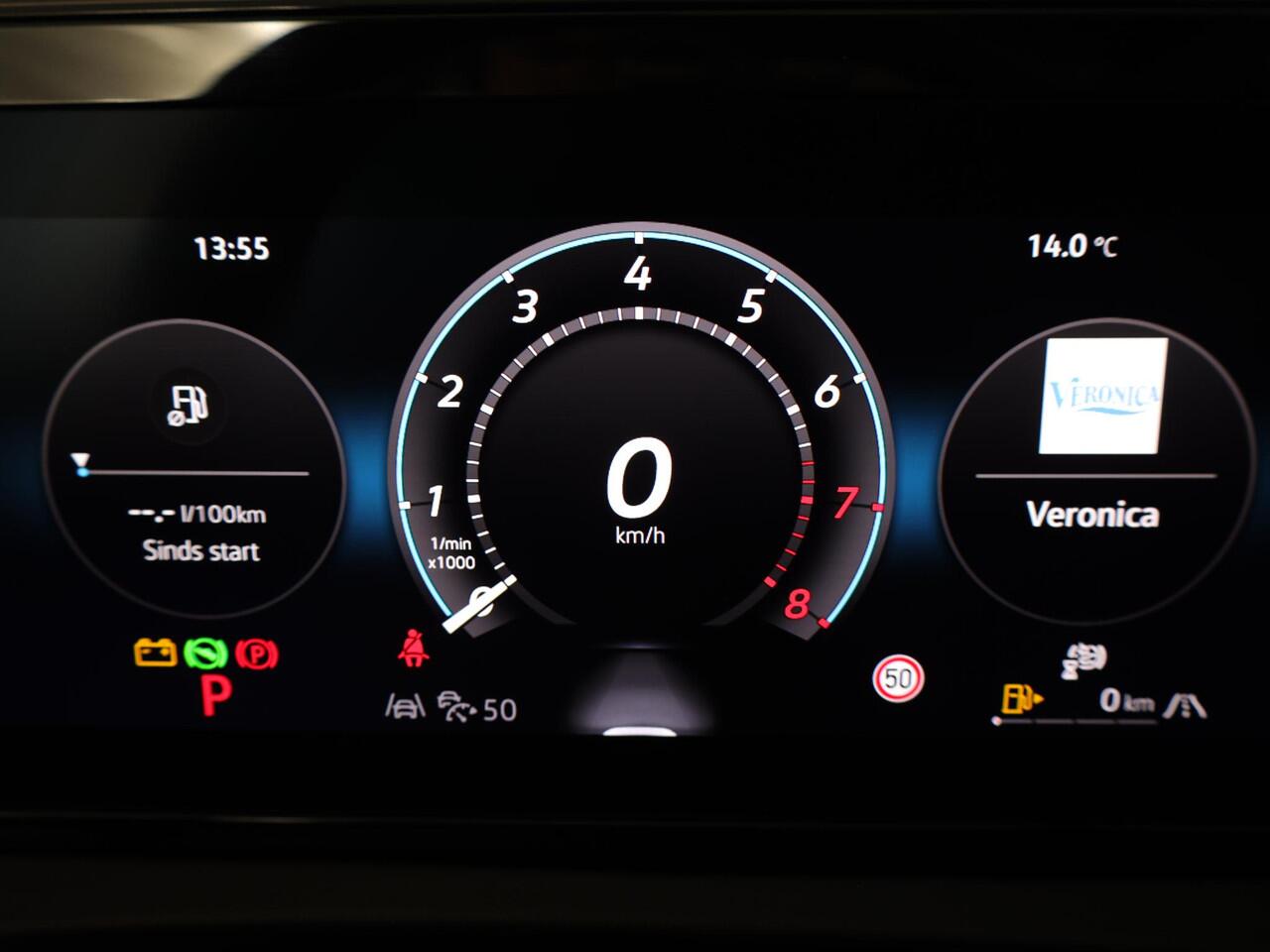 Volkswagen TIGUAN 1.5 eTSI Life Edition 150 PK DSG | Verlengde garantie | Panorama dak | Trekhaak uitklapbaar | 20 "LM velgen |