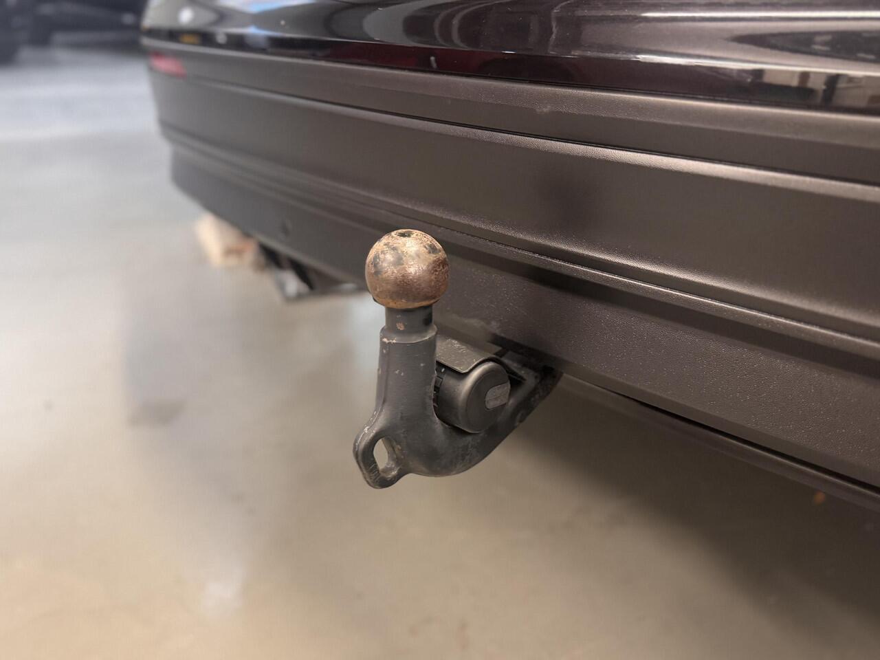 Volkswagen TIGUAN 1.5 TSI Comfortline Panoramadak Trekhaak Navi Ad Cruise Winter pack El. Klep Dealeronderhouden