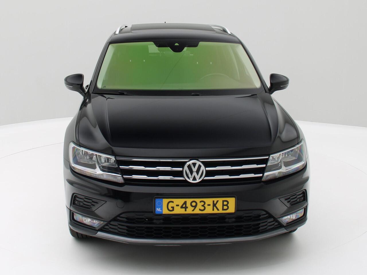 Volkswagen TIGUAN Allspace 1.5 TSI Comfortline Business / Aut. / Pano. / Trekh. / Origineel NL