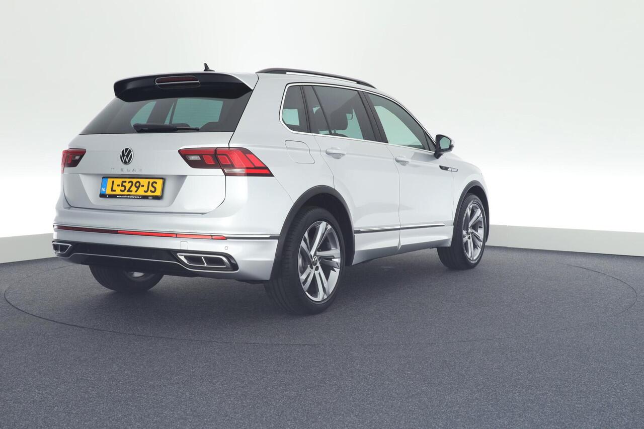 Volkswagen TIGUAN 1.5 TSI 150pk DSG 2x R-Line Virtual Cockpit Navigatie