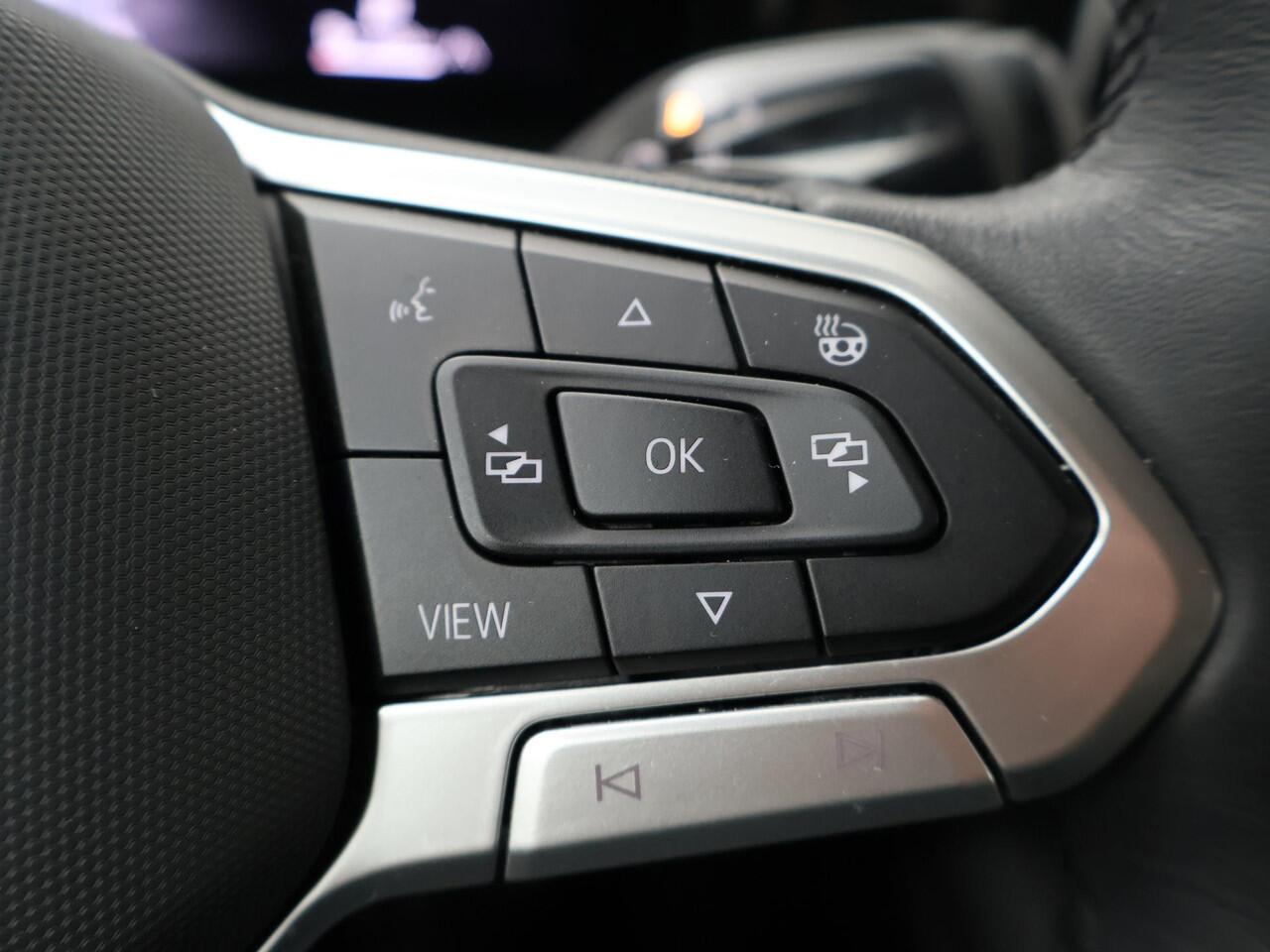 Volkswagen TIGUAN 1.5 eHybrid Life Edition | 204 PK | SoH 97% | Trekhaak wegklapbaar | Adaptive cruise control | Verwarmde voorstoelen | LED verlichting |