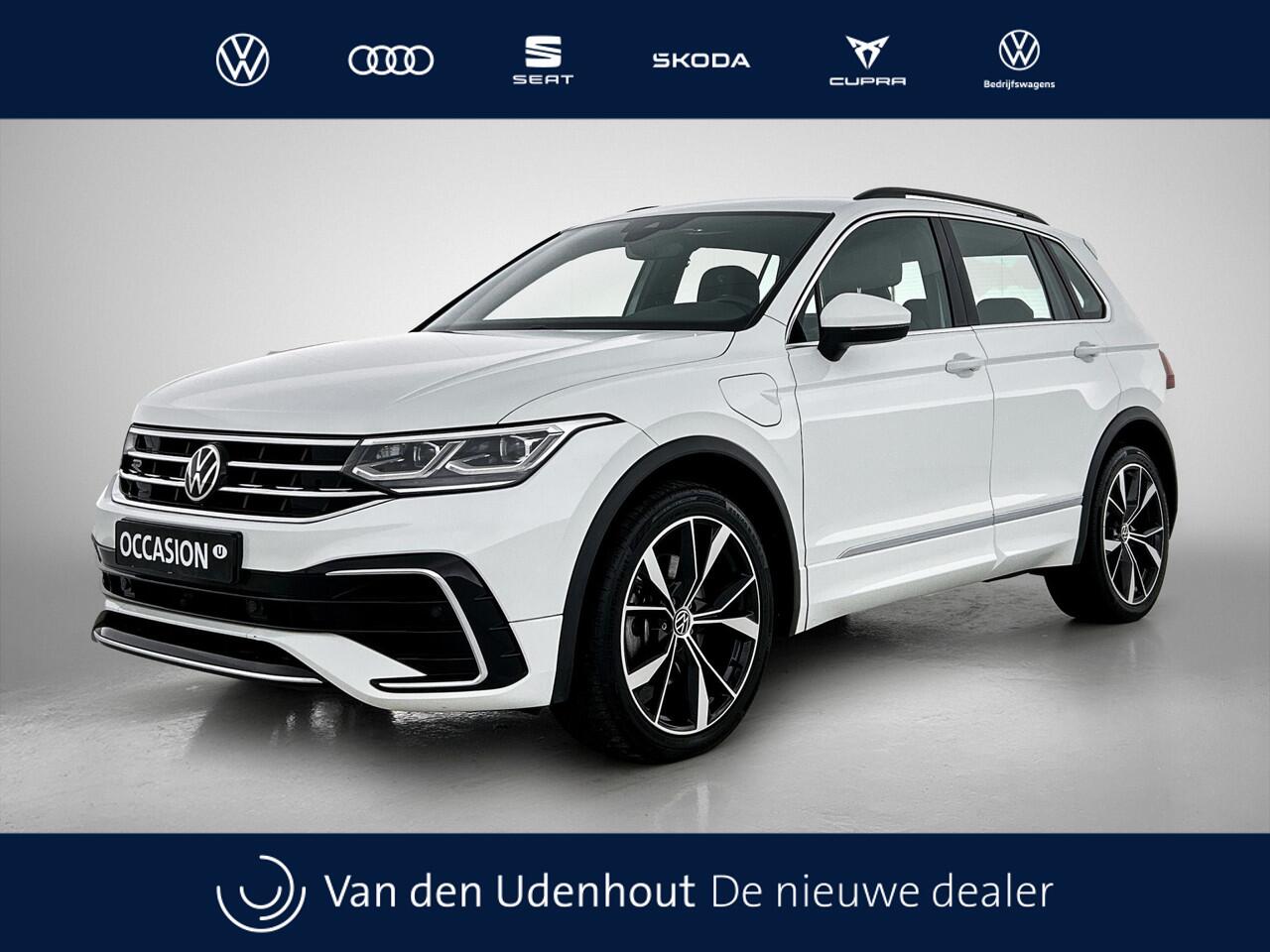 Volkswagen TIGUAN 1.4 TSI eHybrid 245pk PHEV R-Line Business / Travel Assist / Adaptief onderstel / 20 inch l.m.