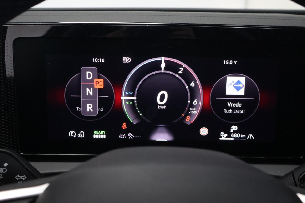 Volkswagen TIGUAN 1.5 TSI eHybrid 150 kW Life | Trekhaak | Winter Pakket | LED