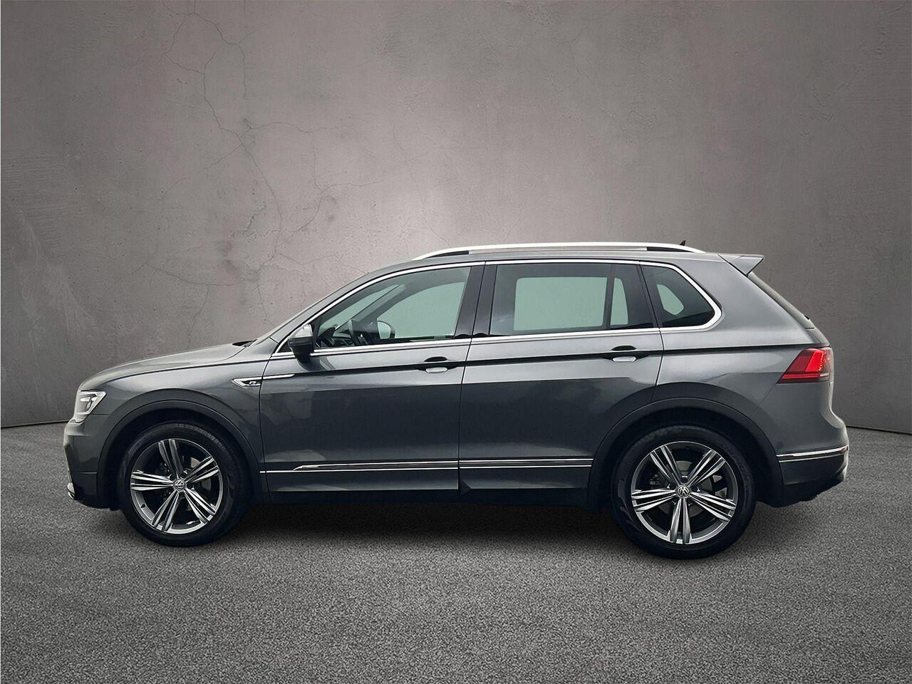 Volkswagen TIGUAN Comfortline Business R 1.5 TSI 130pk Adaptive cruise control, Elektrische achterklep, LED koplampen, Navigatie, Parkeersensoren, App connect