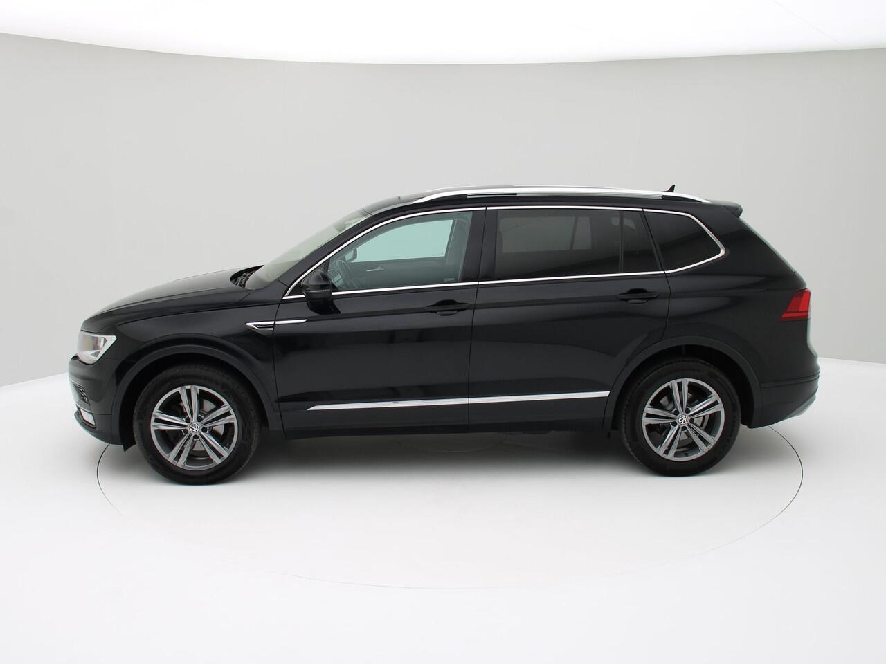 Volkswagen TIGUAN Allspace 1.5 TSI Comfortline Business / Aut. / Pano. / Trekh. / Origineel NL