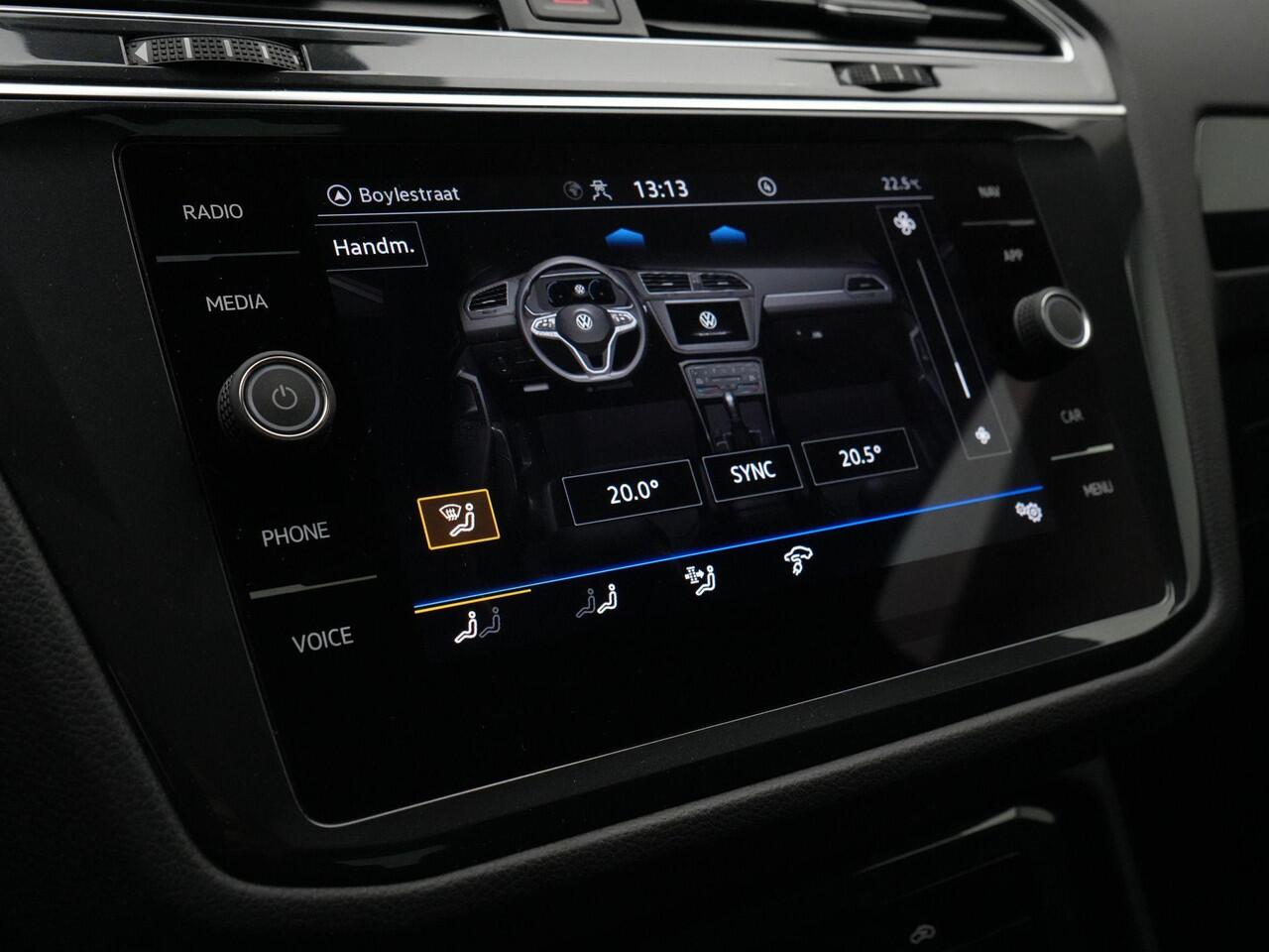 Volkswagen TIGUAN 1.4 TSI 245 pk DSG eHybrid Elegance | Panoramadak | IQ Light | Standkachel | Achteruitrijcamera | Park Assist | Keyless | 18 inch