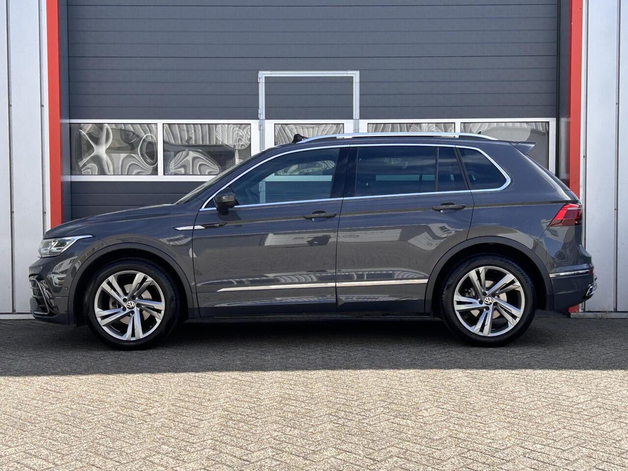 Volkswagen TIGUAN 1.5 TSI 110kW DSG R-Line | Pano | Trekhaak | Virtual | LED | Keyless |