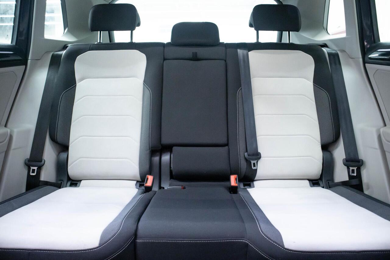 Volkswagen TIGUAN 1.4 TSI eHybrid Elegance Exclusive | Panoramadak |