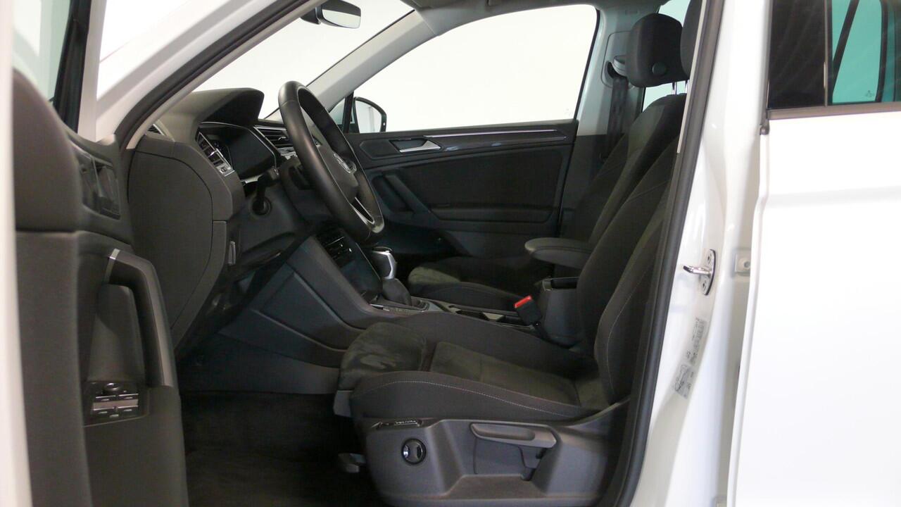 Volkswagen TIGUAN 1.5 TSI Life | 1 jr BOVAG garantie | Ergo seats | Trekhaak | 1e eigenaar