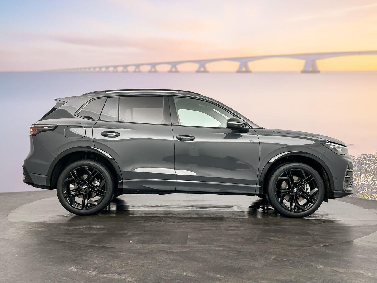 Volkswagen TIGUAN R-Line Edition Plug in Hybride 272 pk Black Style Pakket