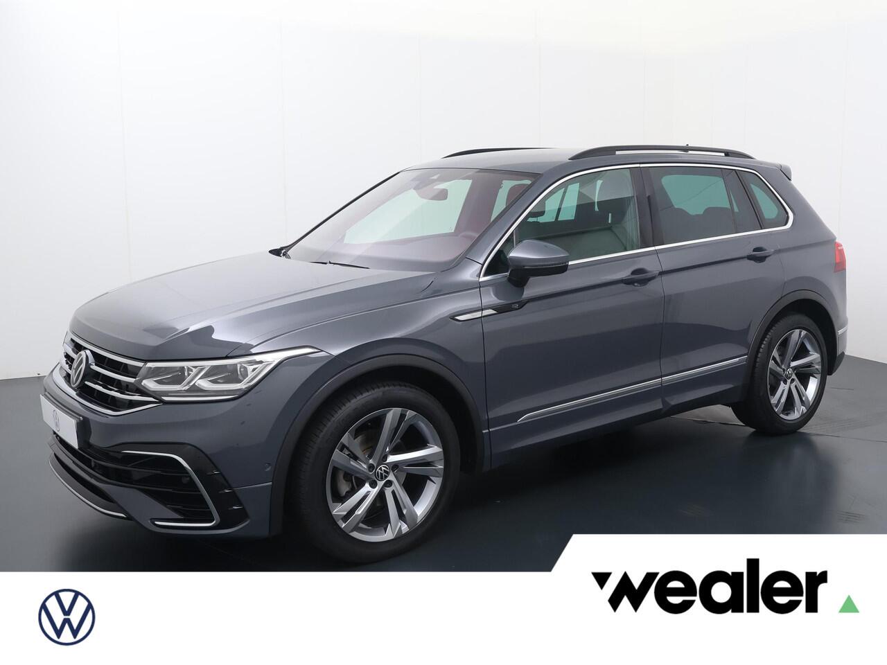 Volkswagen TIGUAN 1.5 TSI R-Line | 150 PK | Matrix LED koplampen | Navigatiesysteem | Adaptive cruise control |