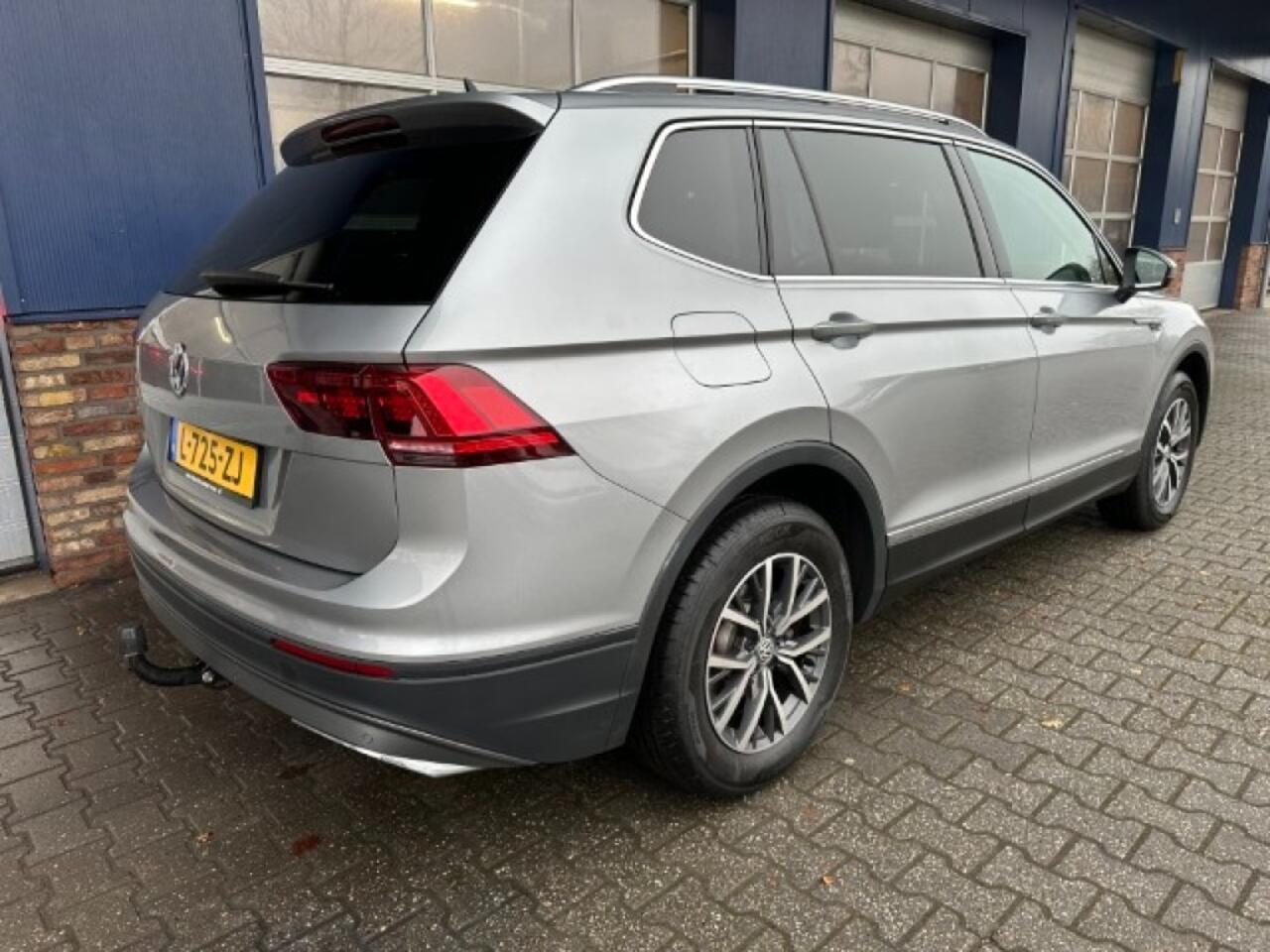 Volkswagen TIGUAN 1.5 TSI COMFORT BNS. TREKHAAK. KEYLESS. APPLE CARPLAY/ANDROID AUTO. ALL IN PRIJS.
