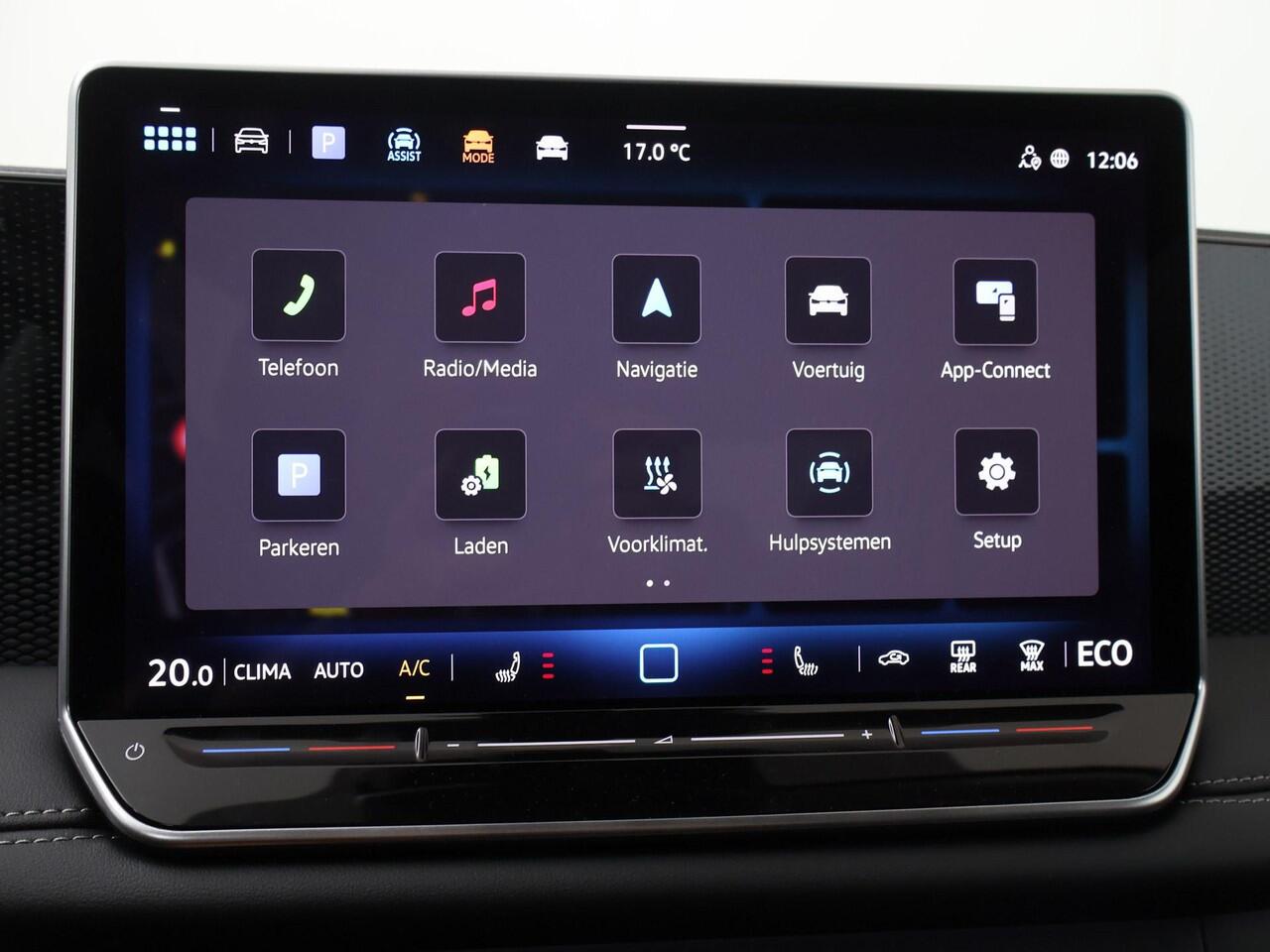 Volkswagen TIGUAN Life Edition 1.5 eHybrid 150 kW / 204 PK SUV DSG | Trekhaak wegklapbare kogel | Stoel- & stuurwielverwarming | Voorruitverwarming |