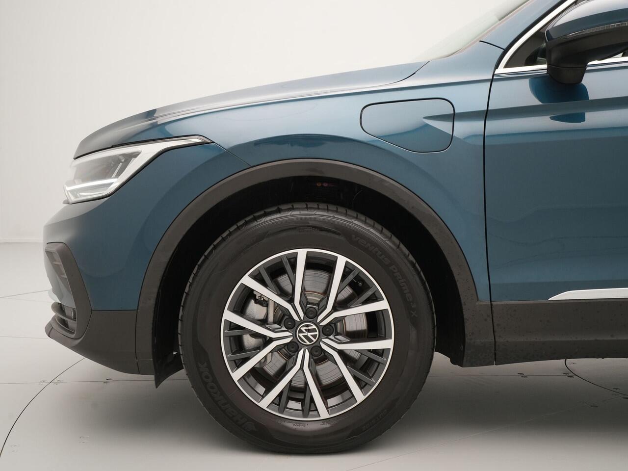 Volkswagen TIGUAN 1.4 TSI 245pk eHybrid Life Navigatie Clima Pdc Acc Side Assist 155