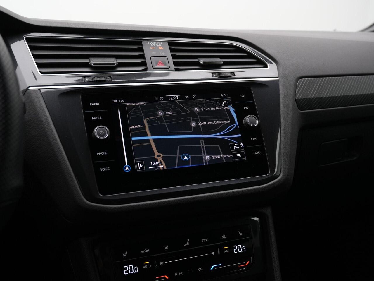 Volkswagen TIGUAN 1.4 TSI eHybrid 245 pk DSG R-Line Business | Panoramadak | Adaptief onderstel | 360 camera | Head-up display | IQ Light