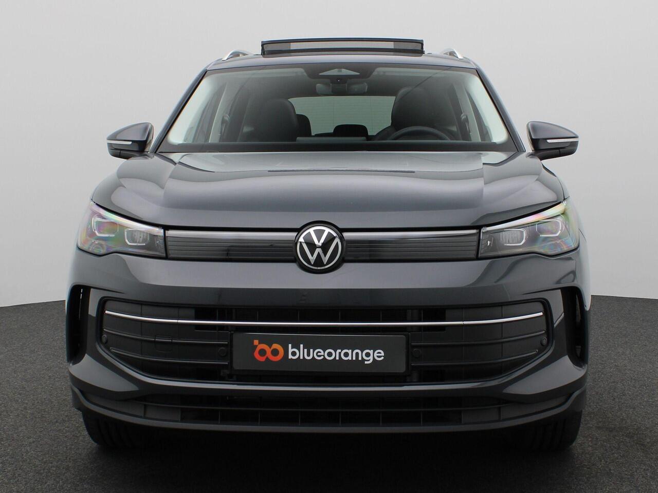 Volkswagen TIGUAN 1.5 eHybrid Life Edition 204PK DSG Pano-Schuifdak, Trekhaak, 19" LM Velgen, Adaptieve Cruise Controle, Achteruitrijcamera, Side Assist, Navi via Apple Carplay/Android Auto, Keyless, Stoel-Stuurverwarming, Elektr. Achterklep