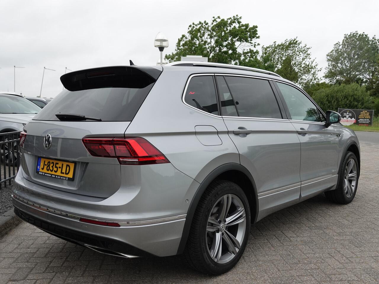 Volkswagen TIGUAN Allspace 1.5 TSI 150 PK Highline R-LINE PANO | LED | VIRTUAL | ACC | ECC | CAMERA