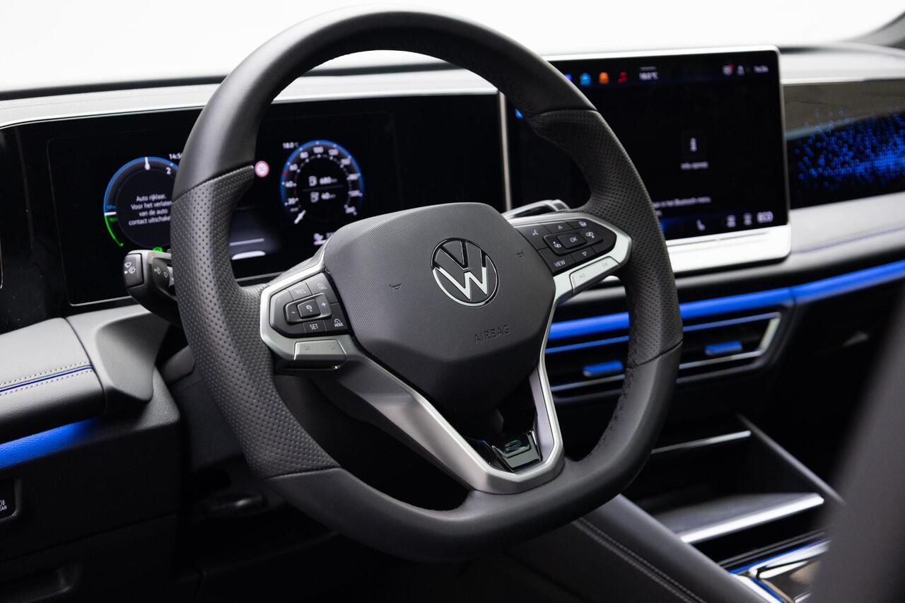 Volkswagen TIGUAN 1.5 eHybrid R-Line Edition Panoramadak | 20 Inch |