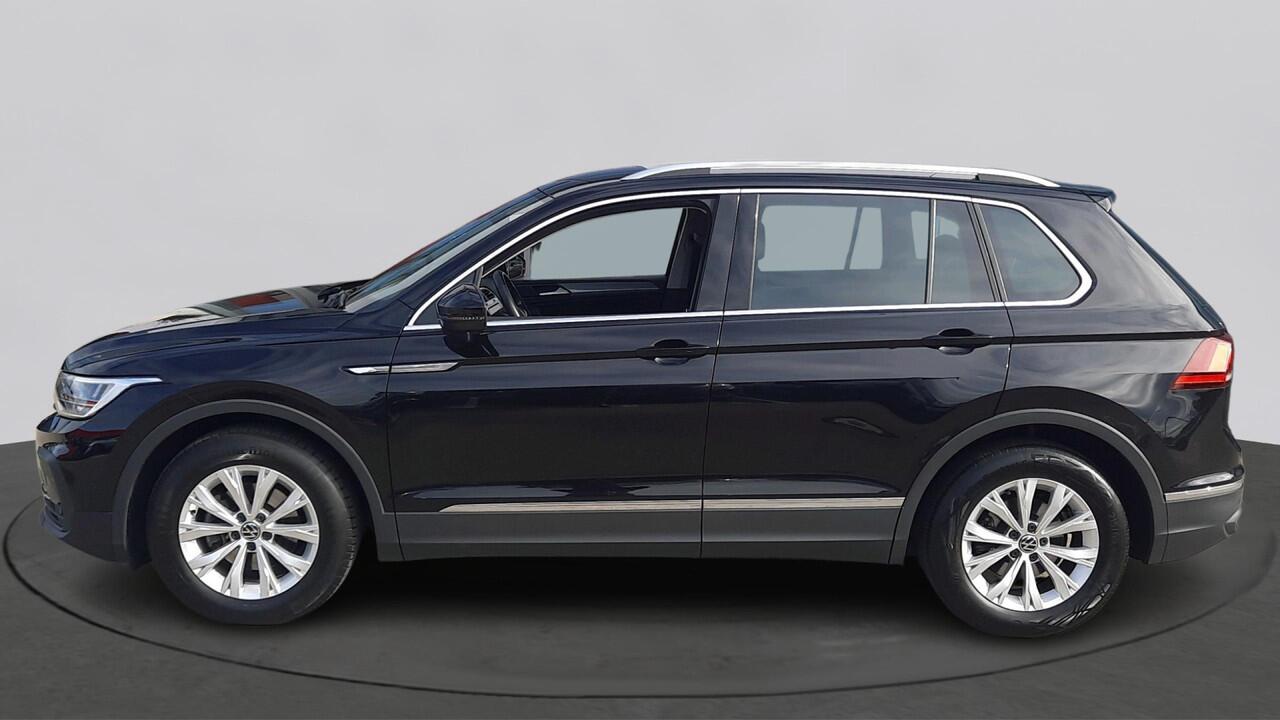 Volkswagen TIGUAN 1.5 TSI Automaat Life Business | Trekhaak | Navigatie |