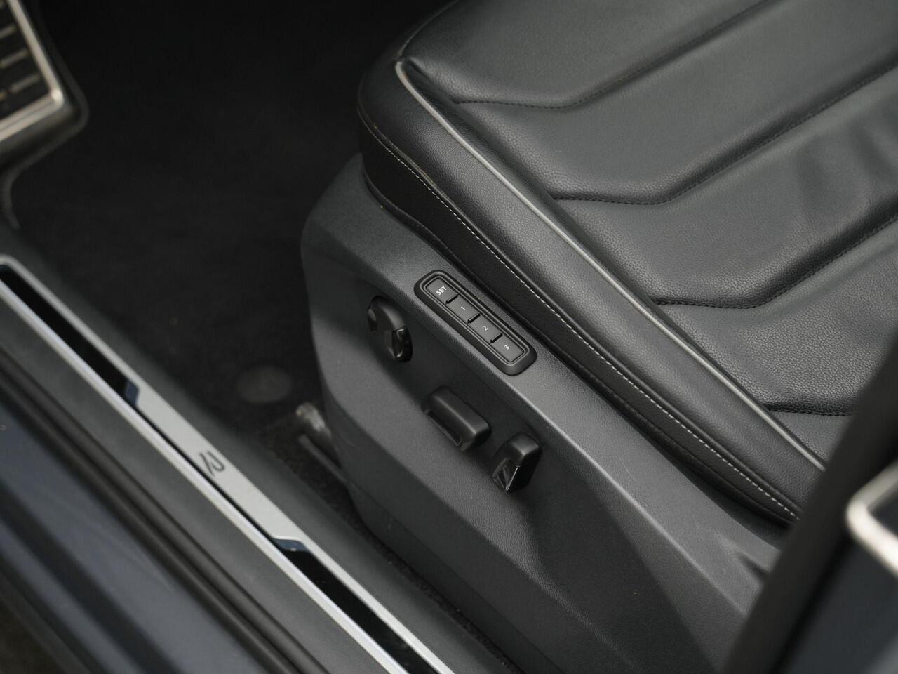 Volkswagen TIGUAN 2.0 TDI 200 pk DSG 4Motion R-Line | Panoramadak | Trekhaak | Navigatie Discover Pro | Leder | Geheugenstoelen | Harman/Kardon | 360 camera | IQ Light